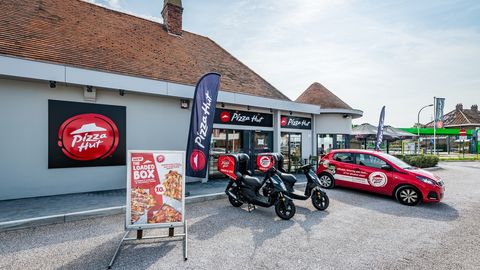 Pizza Hut Delivery Waregem